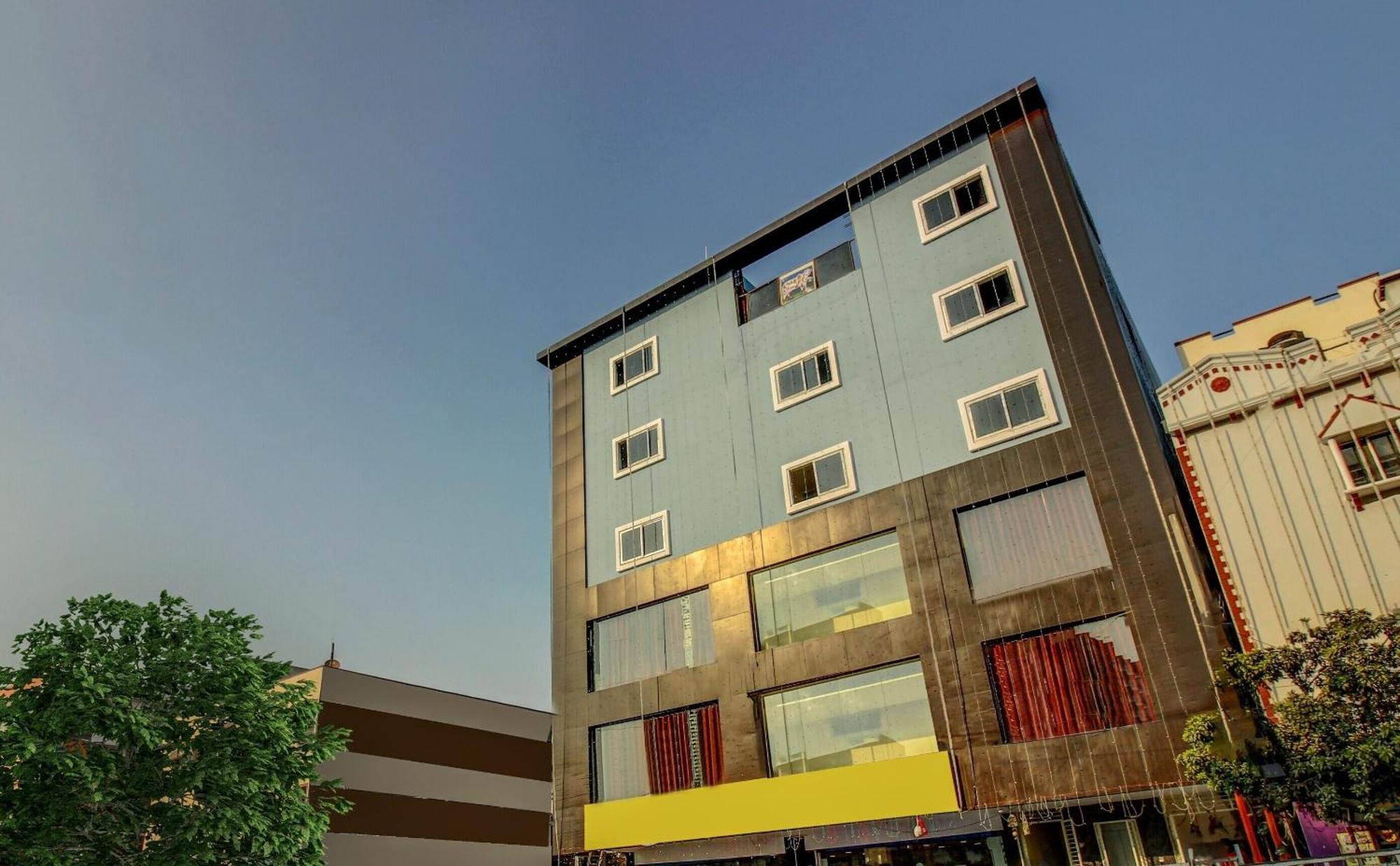 O Ab Residency Near Miraj Cinemas - Shalini Shivani 3* Hyderabad