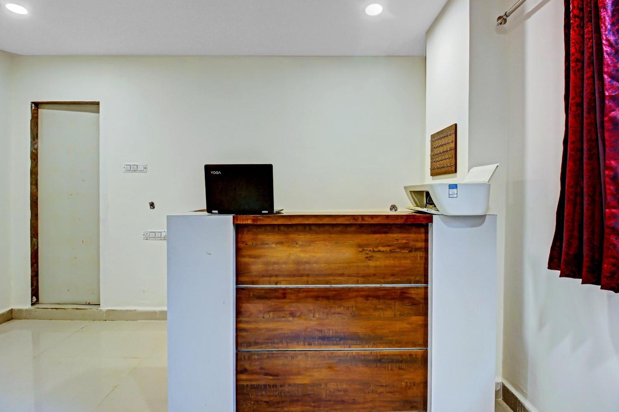 O Ab Residency Near Miraj Cinemas - Shalini Shivani